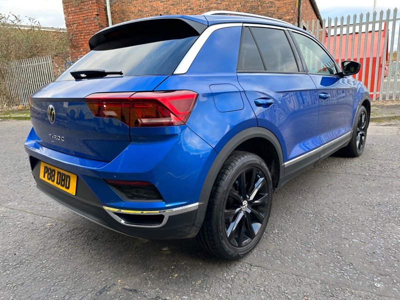 VOLKSWAGEN T-ROC