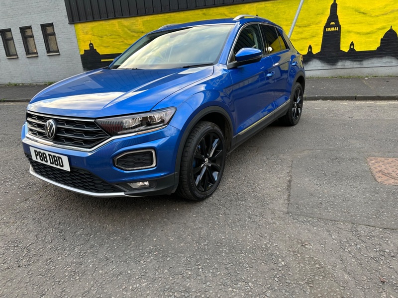 VOLKSWAGEN T-ROC