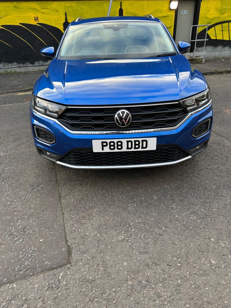 VOLKSWAGEN T-ROC