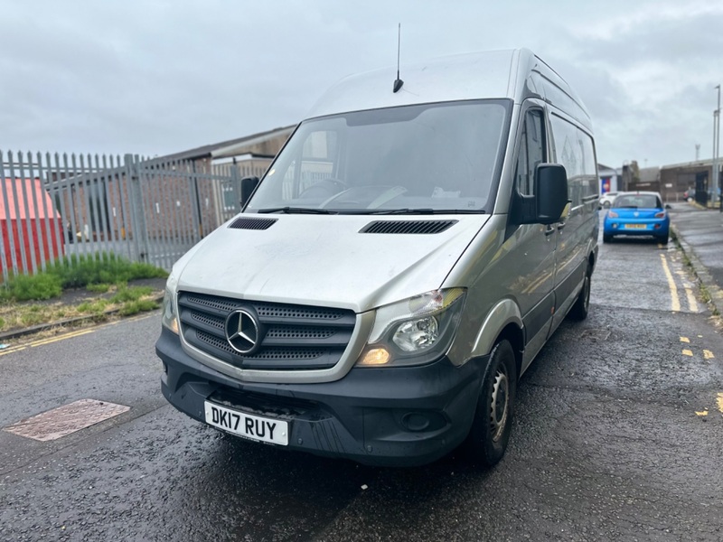 MERCEDES-BENZ SPRINTER