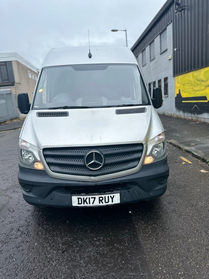 MERCEDES-BENZ SPRINTER